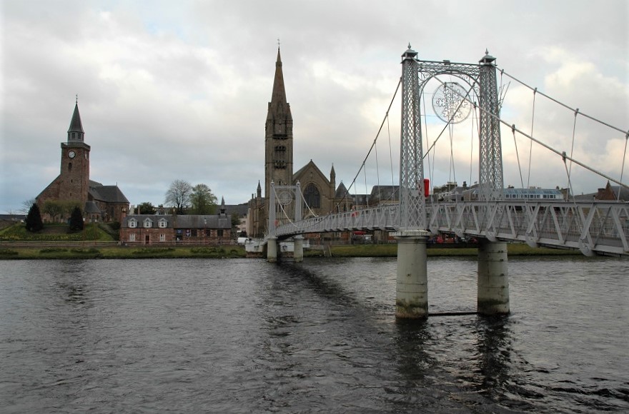Inverness: ponte sul fiume Ness