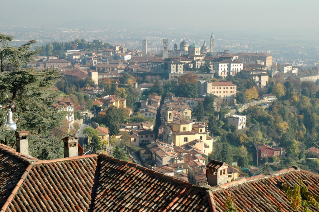 Bergamo alta vista dal colle di San Vigilio