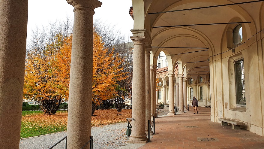 beautiful colonnade in milan_MUBA_rotonda della besana
